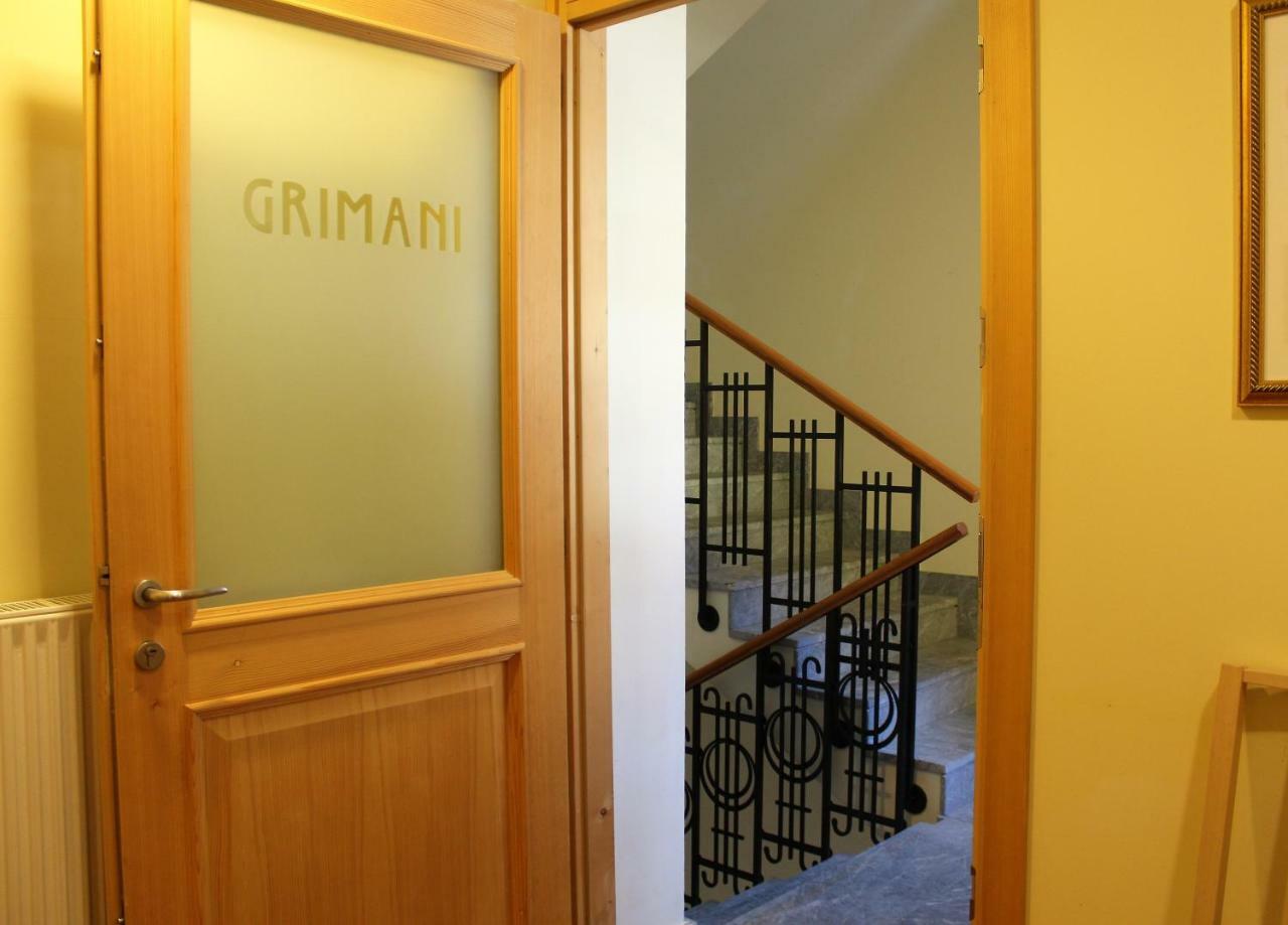 Residenza D'Epoca Albergo Grimani 암페쪼 외부 사진